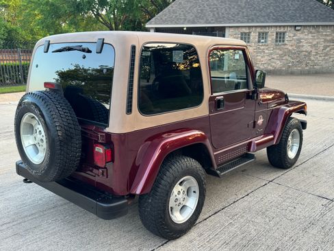 Used 2002 Jeep Wrangler Sahara image 8