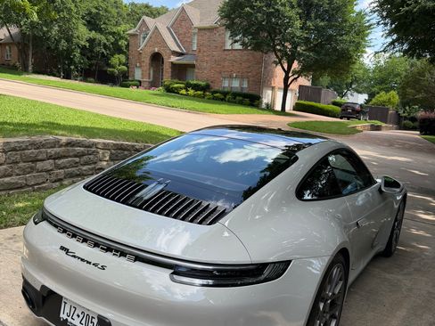 Used 2023 Porsche 911 Carrera 4S AWD/4WD image 6