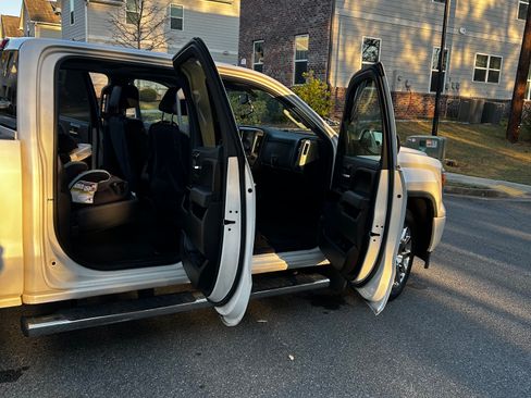 Used 2015 GMC Sierra 1500 Denali image 32