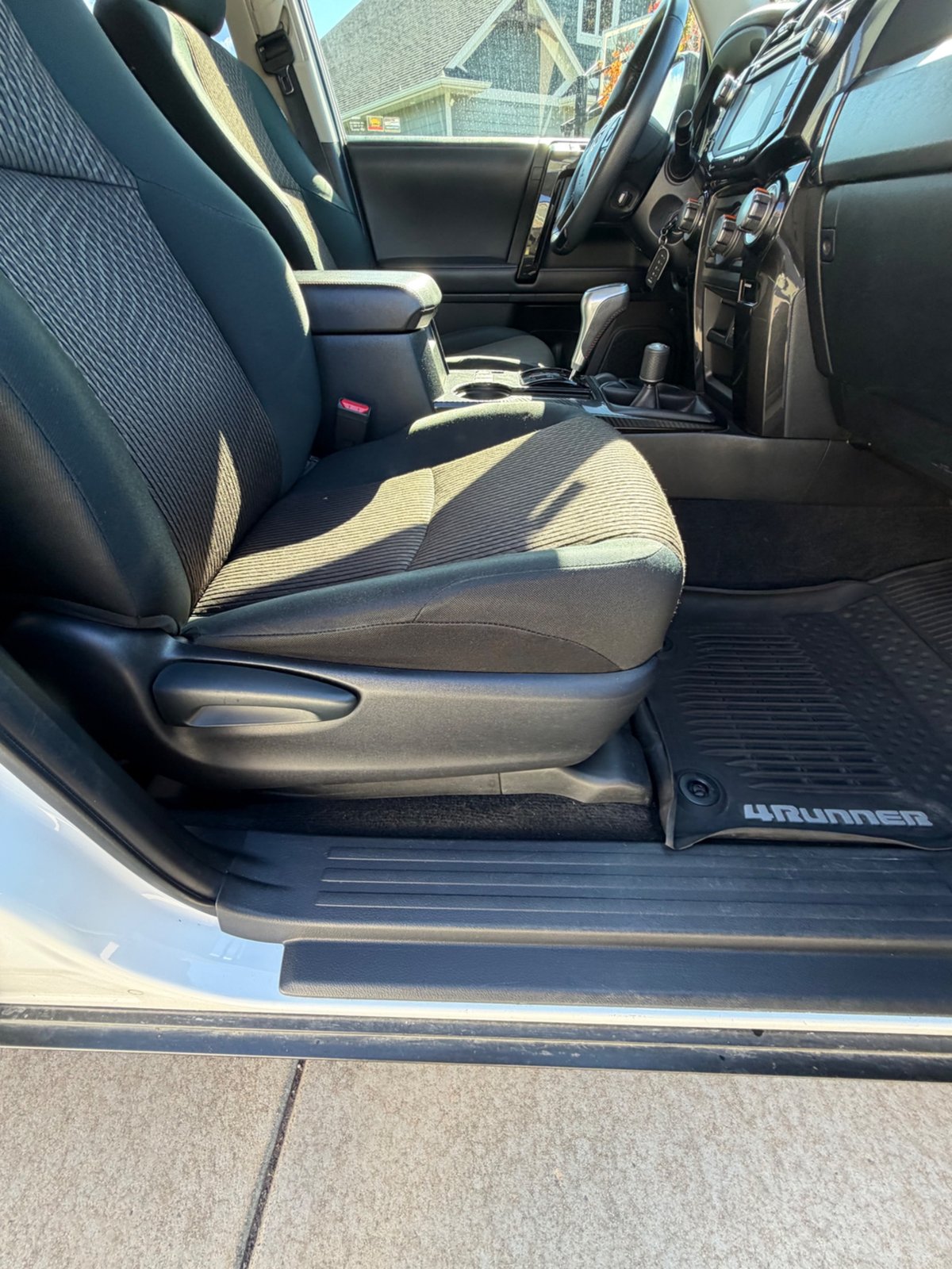 Used 2019 Toyota 4Runner TRD Off-Road AWD/4WD image 15