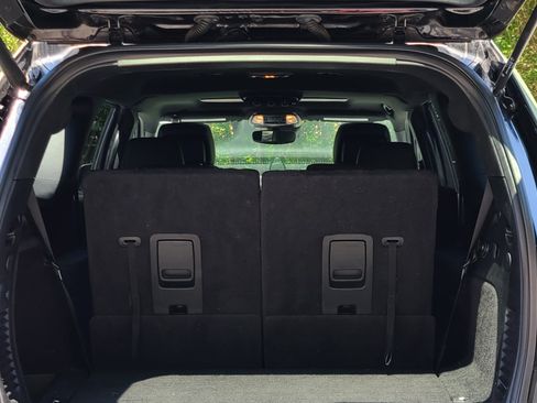 Used 2018 Dodge Durango R/T w/ Technology Group image 29