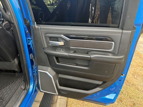 Used 2020 RAM 2500 Laramie image 17