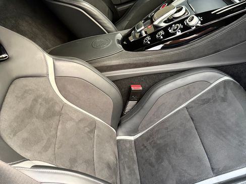 Used 2018 Mercedes-Benz AMG GT R image 21
