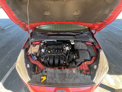 Used 2018 Ford Focus SE image 25