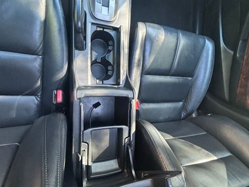 Used 2010 Honda Crosstour EX-L image 6