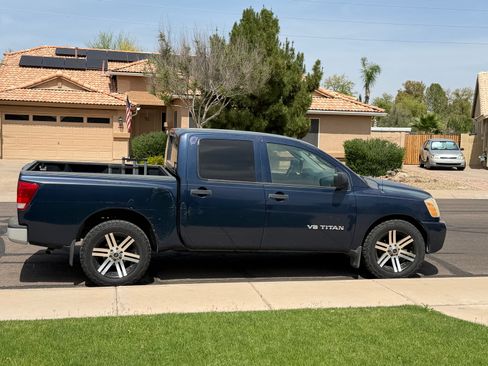 Used 2007 Nissan Titan XE w/ Preferred Pkg image 1