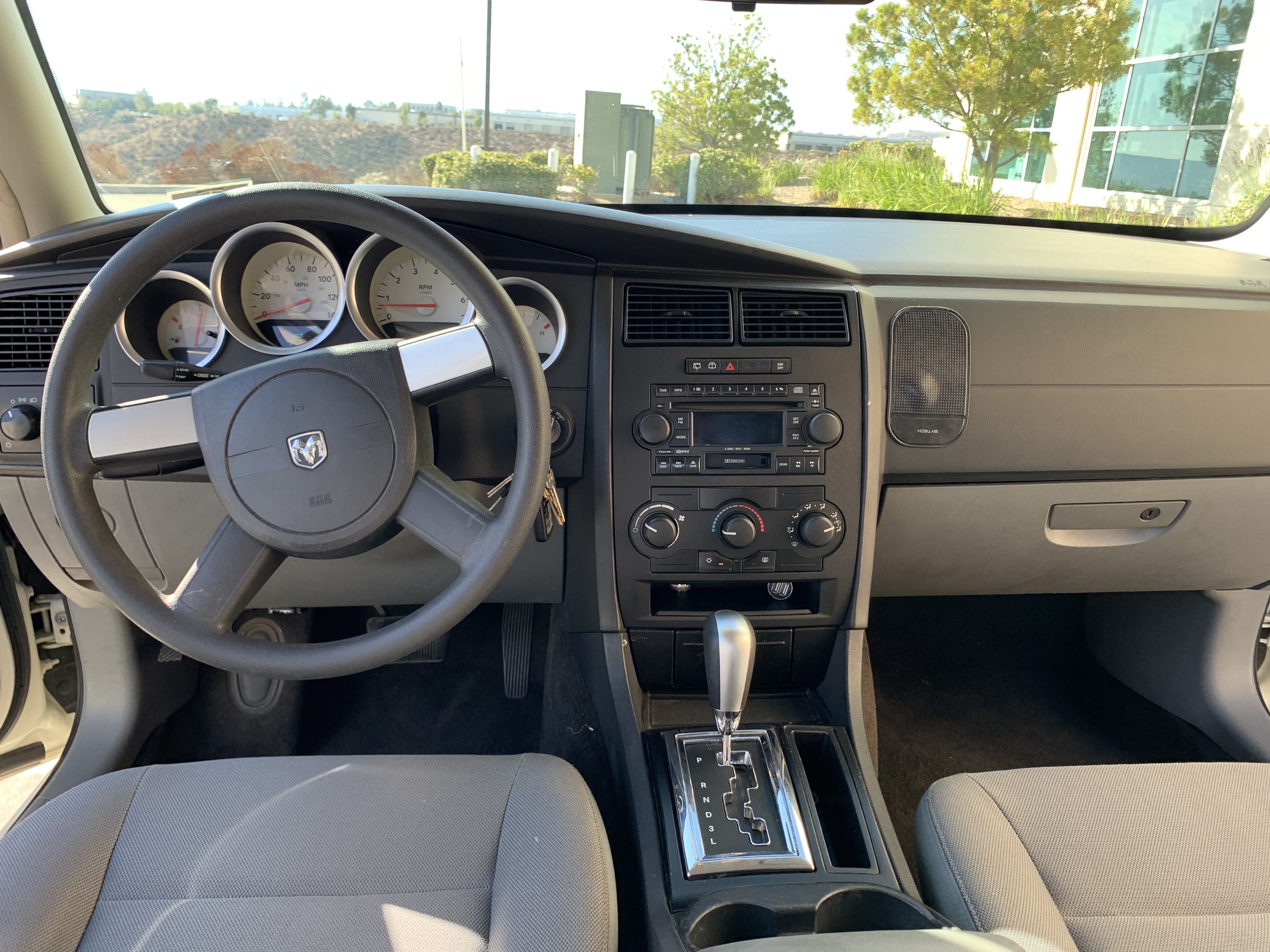 Used 2005 Dodge Magnum SE RWD image 13