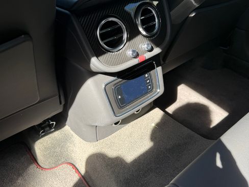 Used 2020 Bentley Bentayga Speed image 9