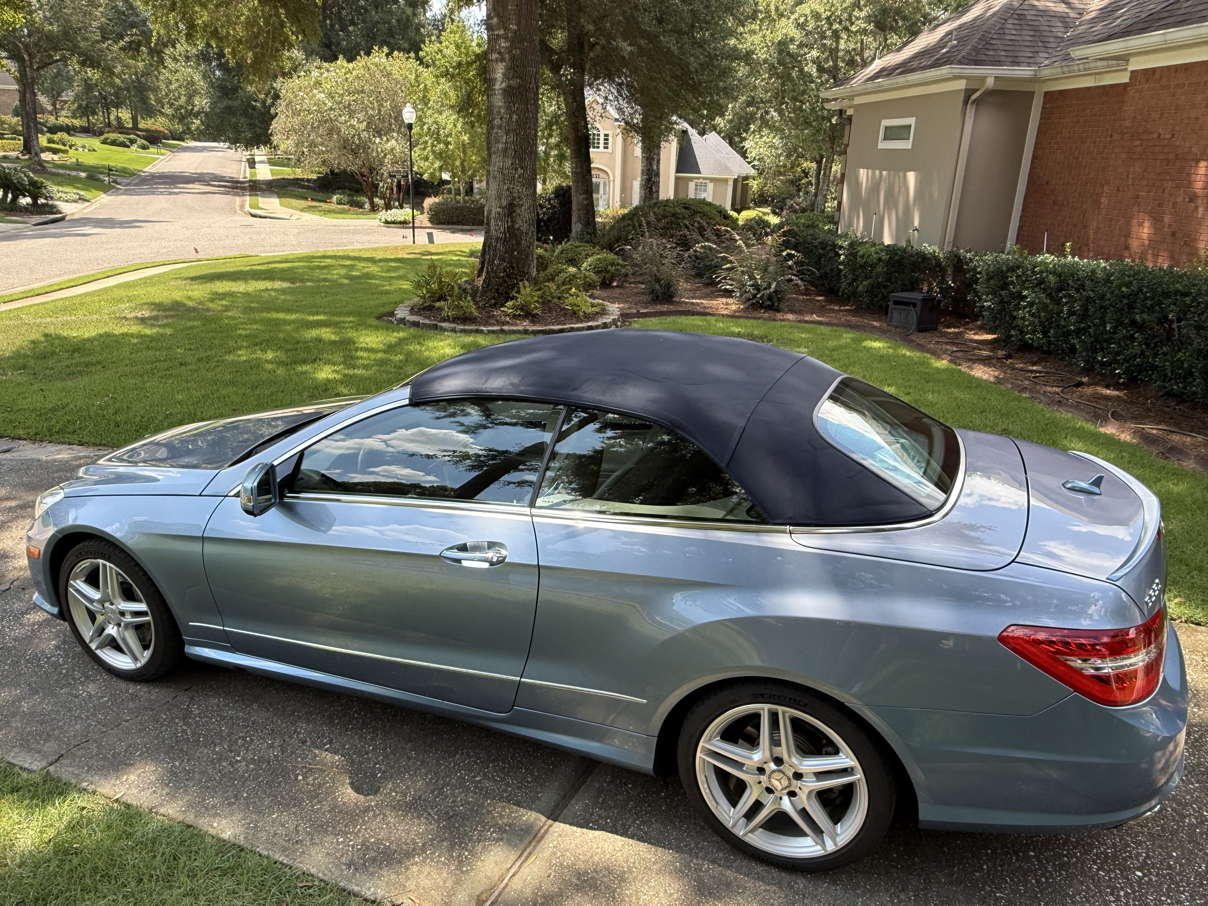 Used 2012 Mercedes-Benz E 550 Cabriolet image 6