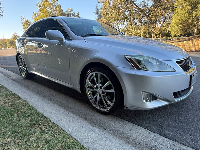 Used 2008 Lexus IS 250 w/ Premium Pkg RWD image 28