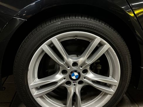 Used 2017 BMW 330i xDrive Wagon AWD/4WD image 11
