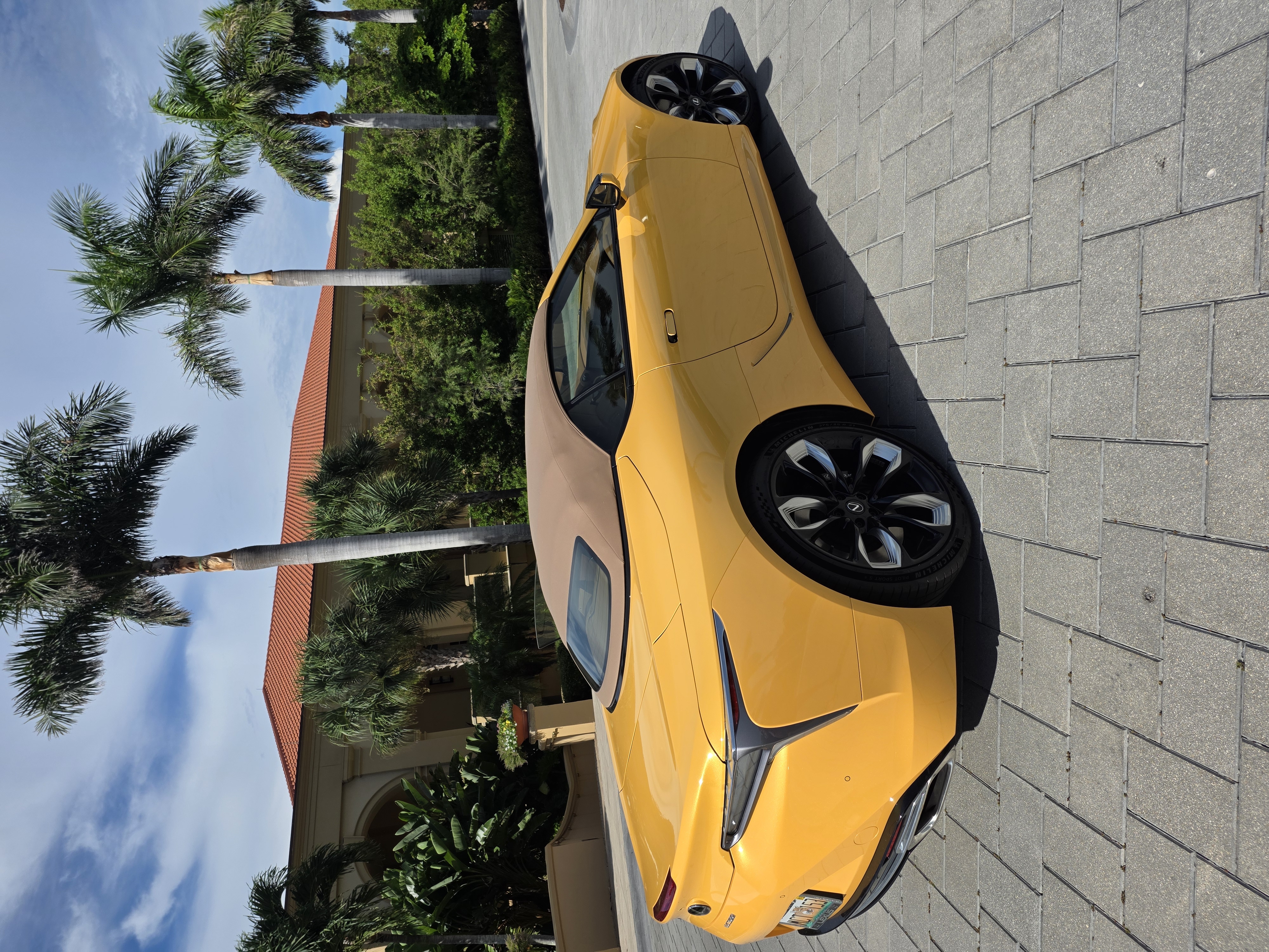 Used 2024 Lexus LC 500 Convertible w/ Touring Package RWD image 17