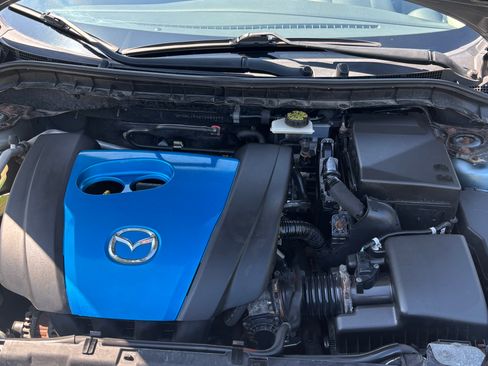 Used 2012 MAZDA MAZDA3 i Touring FWD image 17