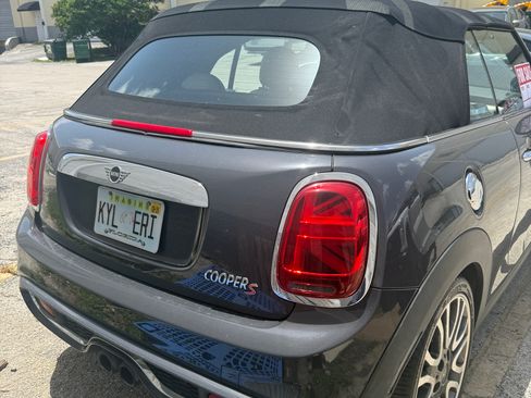 Used 2019 MINI Cooper S FWD image 2