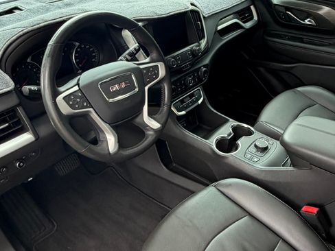 Used 2022 GMC Terrain SLT w/ Infotainment Package II image 12