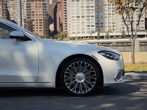 Used 2021 Mercedes-Benz S 580 4MATIC Sedan image 8