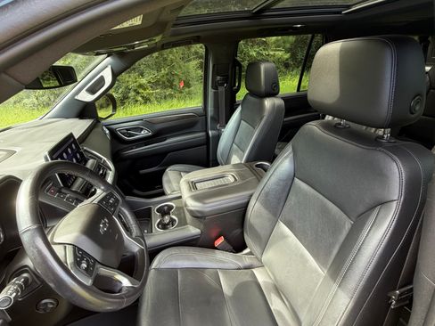 Used 2021 Chevrolet Tahoe Z71 w/ Z71 Signature Package AWD/4WD image 10