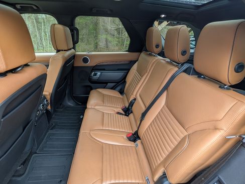 Used 2017 Land Rover Discovery HSE Luxury AWD/4WD image 26