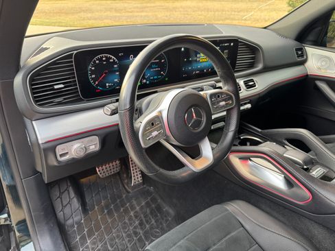 Used 2021 Mercedes-Benz GLE 580 4MATIC image 17