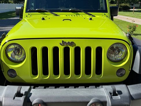 Used 2016 Jeep Wrangler Unlimited Sport w/ Quick Order Package 24S AWD/4WD image 4