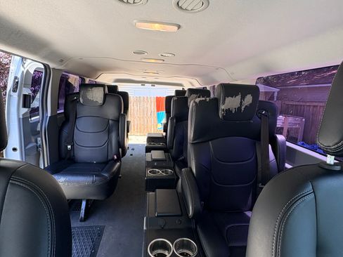 Used 2019 Ford Transit 350 XLT RWD image 16