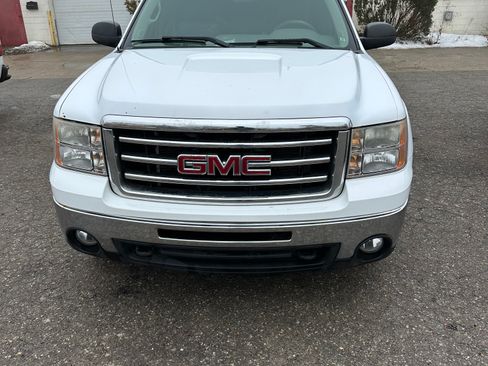 Used 2013 GMC Sierra 1500 SLE w/ Power Tech Package image 2