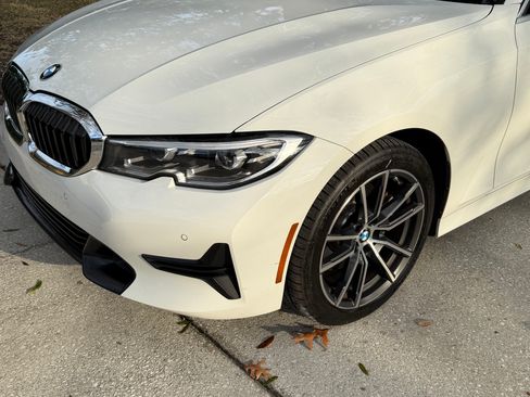 Used 2020 BMW 330i xDrive Sedan w/ Premium Package image 9