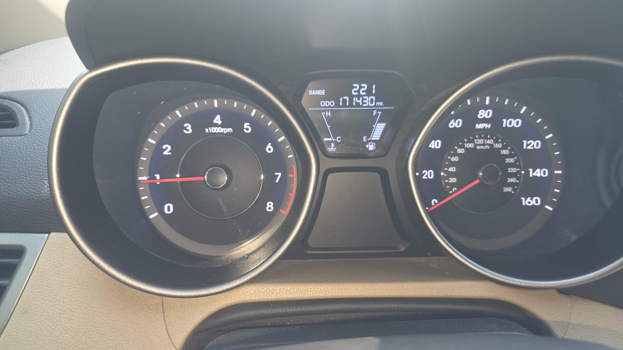 Used 2013 Hyundai Elantra GLS FWD image 12