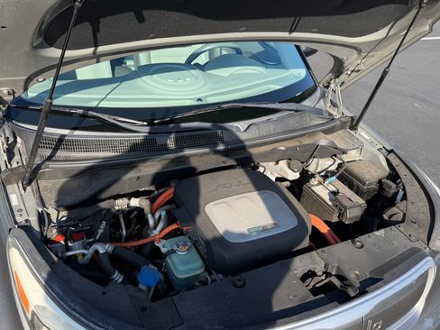Used 2016 Kia Soul EV + FWD image 29