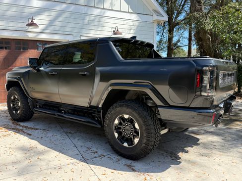 Used 2022 GMC Hummer EV Edition 1 w/ LPO, Illumination Package image 4