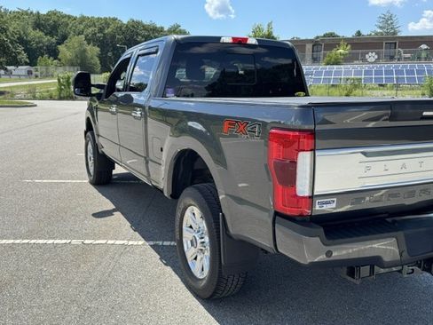 Used 2018 Ford F350 Platinum AWD/4WD image 9