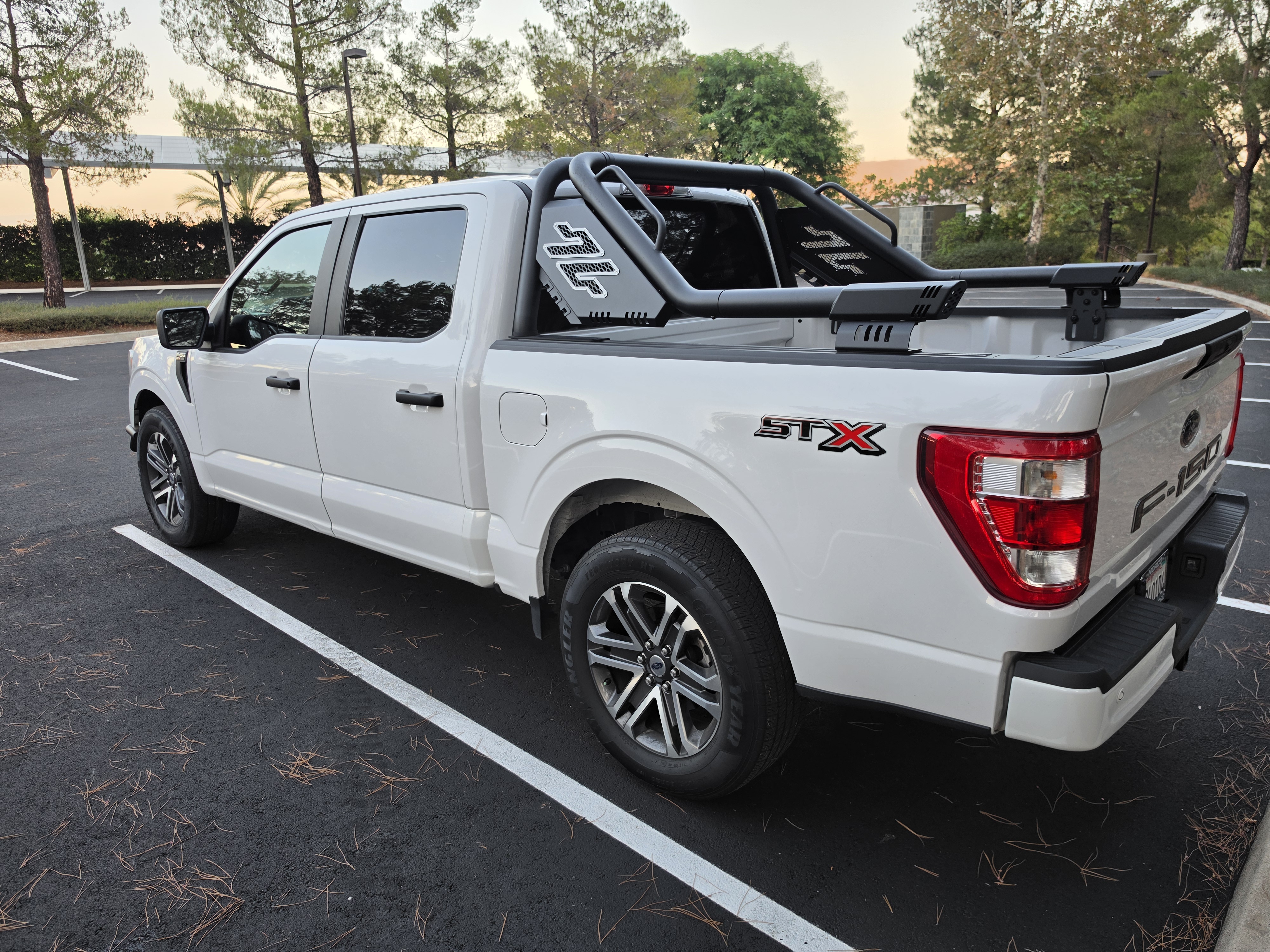 Used 2022 Ford F150 XL w/ STX Appearance Package RWD image 4
