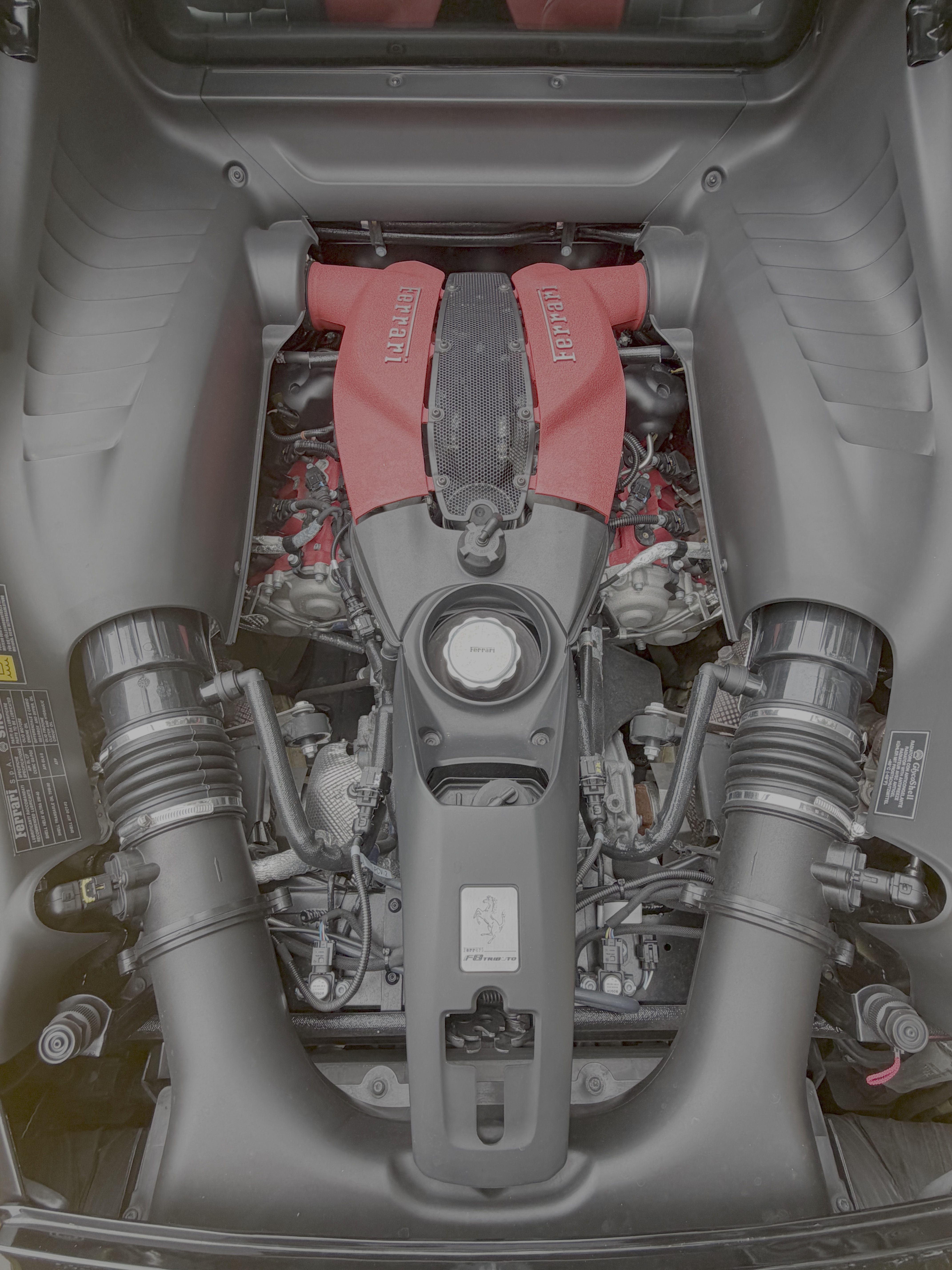 Used 2020 Ferrari F8 Tributo RWD image 10