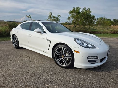 Used 2010 Porsche Panamera 4S AWD/4WD image 1
