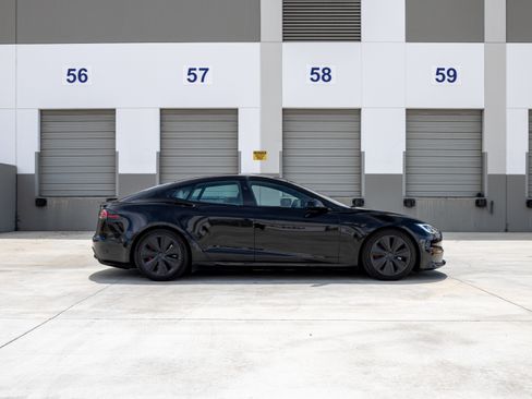 Used 2024 Tesla Model S Plaid AWD/4WD image 8