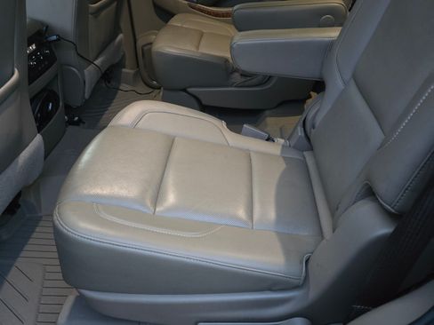 Used 2019 Chevrolet Tahoe Premier image 11