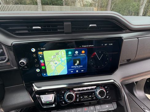 Used 2022 GMC Sierra 1500 AT4 image 9