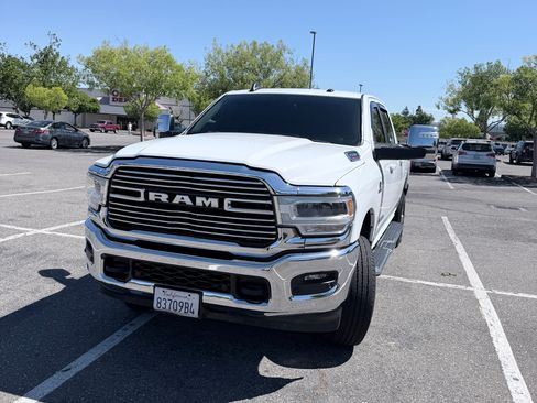 Used 2024 RAM 2500 Laramie AWD/4WD image 1