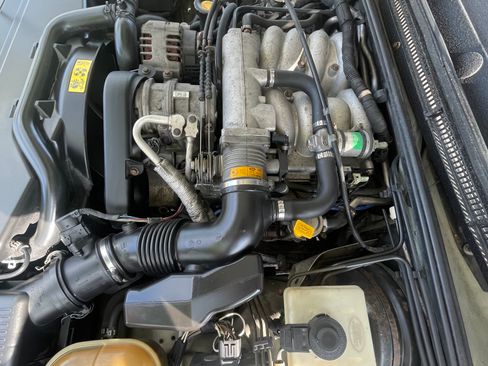 Used 2003 Land Rover Discovery S image 26