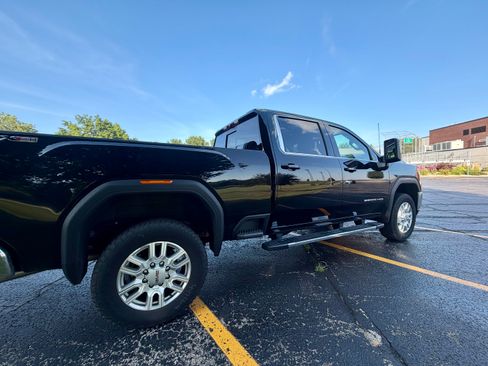 Used 2022 GMC Sierra 3500 SLE w/ SLE Convenience Package AWD/4WD image 12