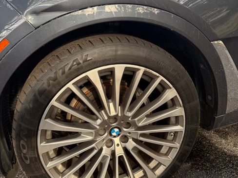 Used 2019 BMW X7 xDrive40i w/ Premium Package image 16