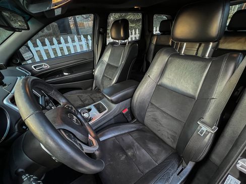 Used 2015 Jeep Grand Cherokee Altitude AWD/4WD image 6