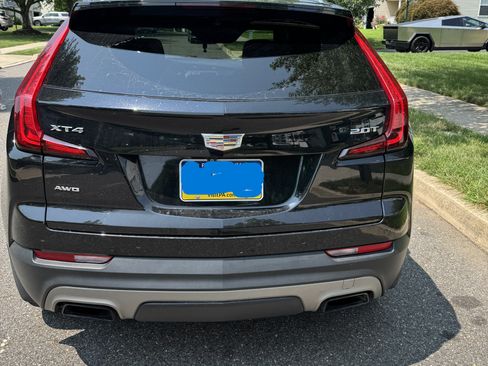 Used 2019 Cadillac XT4 Premium Luxury w/ Driver Assist Package AWD/4WD image 5