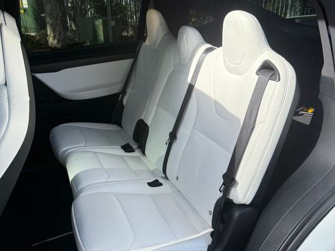 Used 2018 Tesla Model X 100D image 8