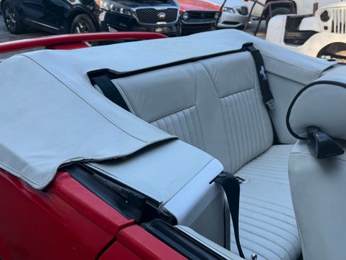 Used 1992 Ford Mustang LX RWD image 22