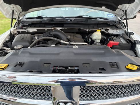 Used 2014 RAM 1500 Laramie Longhorn w/ Convenience Group AWD/4WD image 28