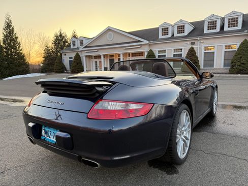 Used 2006 Porsche 911 Carrera image 9