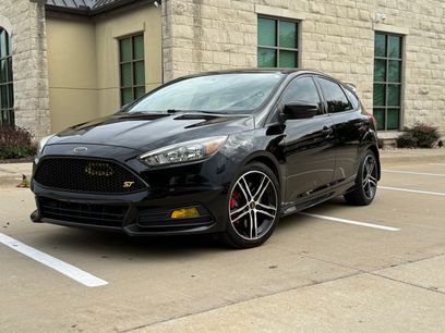 Used 2017 Ford Focus ST
