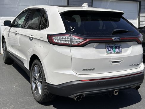 Used 2015 Ford Edge Titanium w/ Equipment Group 302A AWD/4WD image 5