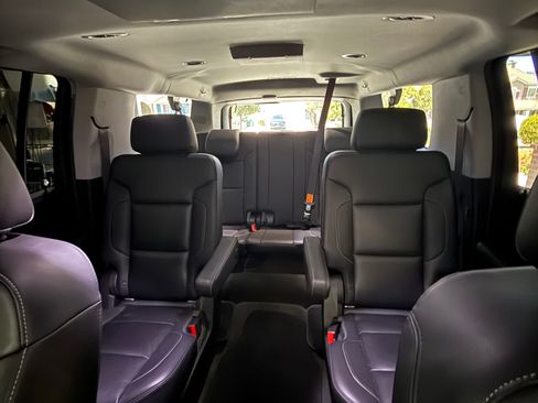 Used 2018 Chevrolet Suburban LT AWD/4WD image 11